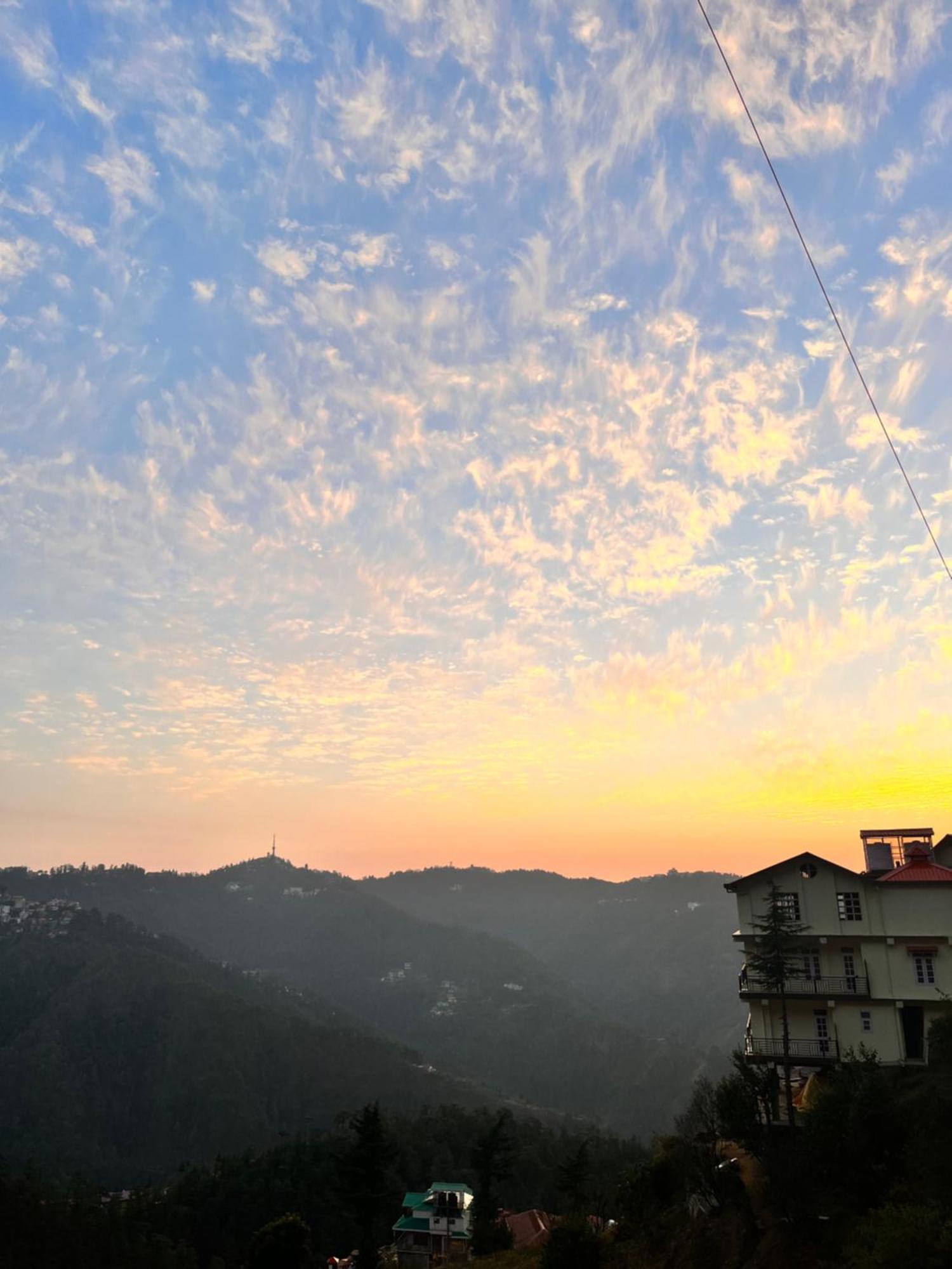 Residence Inn Homestay Shimla Ngoại thất bức ảnh