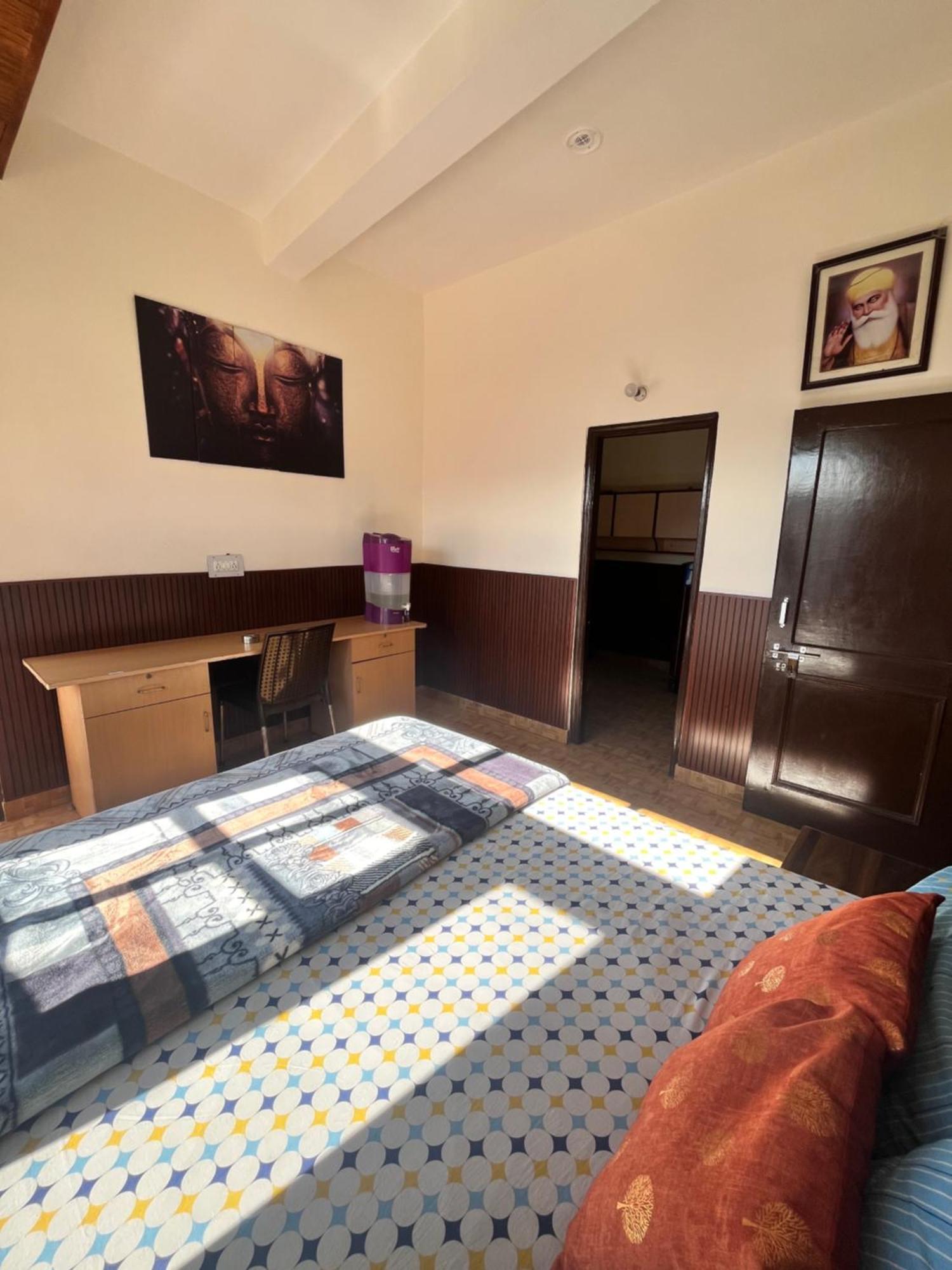 Residence Inn Homestay Shimla Ngoại thất bức ảnh